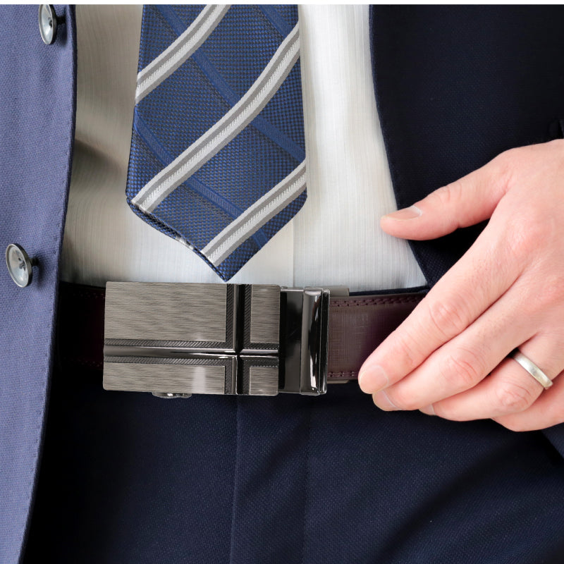 穴なしバックル本革ベルト