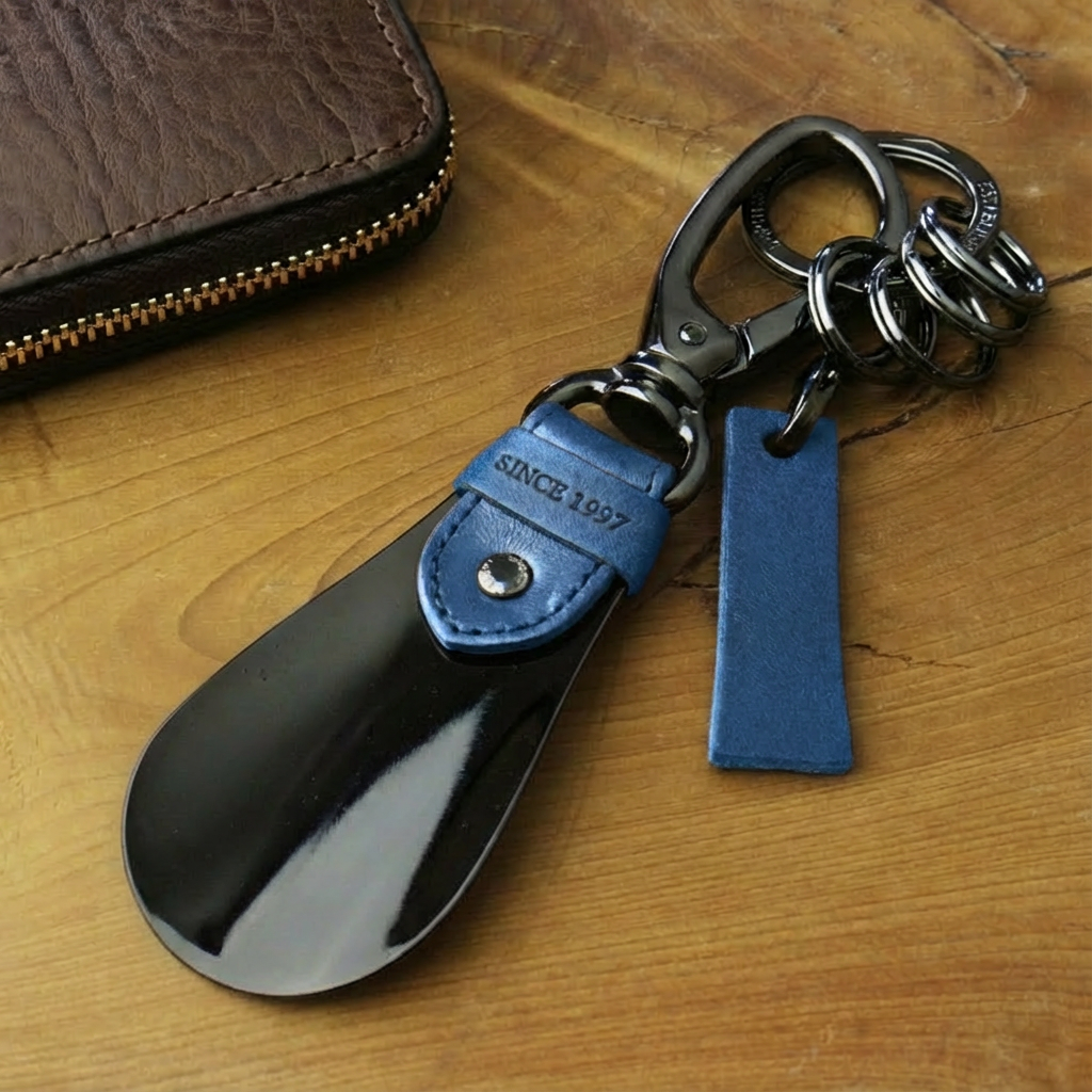 靴ベラ付本革キーホルダー