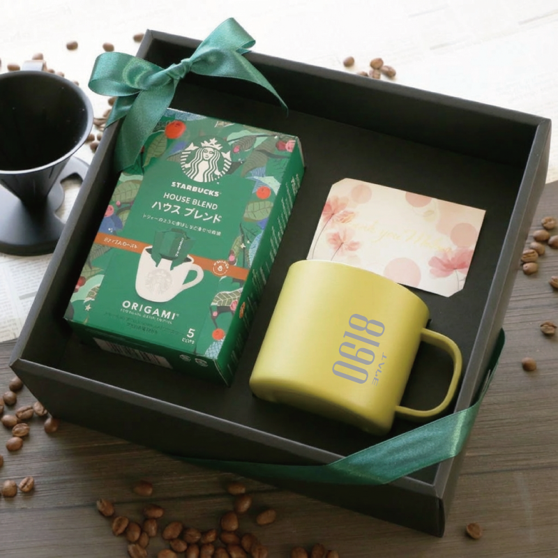 ピーコックマグ&スタバギフトセット - ナンバー -